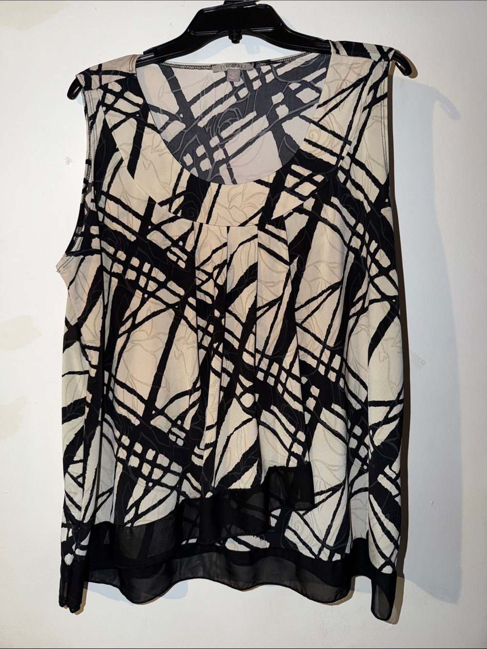 Roz & Ali Black and Cream Abstract Print Skirt